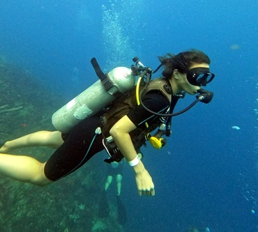 Deep Diver course at Caribbean dive sites near Bayahibe